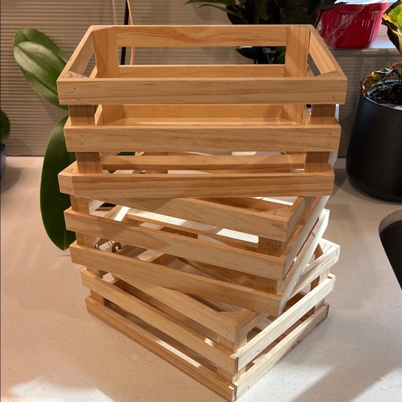 Set of 3 wooden mini baskets - Picture 1 of 5